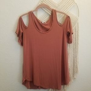 Cold Shoulder Cut Out Short Sleeve Top